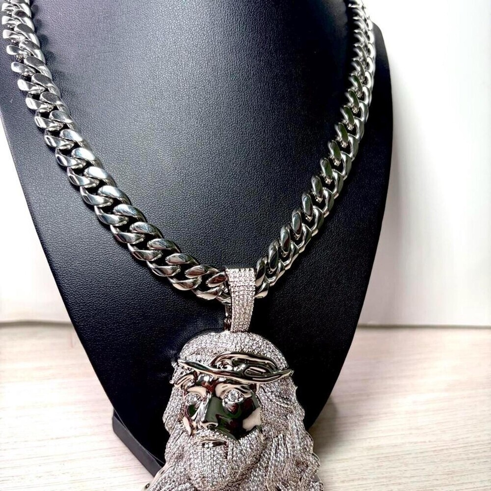 Silver Iced Out Jesus Pendant 7997
